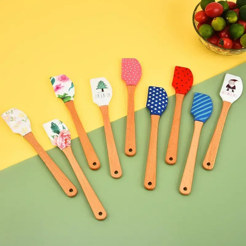 Mini Silicone Spatula - Colourful Baking and Cake Decorating Tool with Wooden Handle