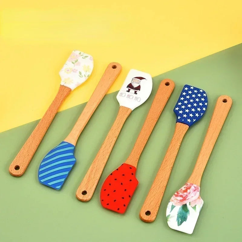 Mini Silicone Spatula - Colourful Baking and Cake Decorating Tool with Wooden Handle