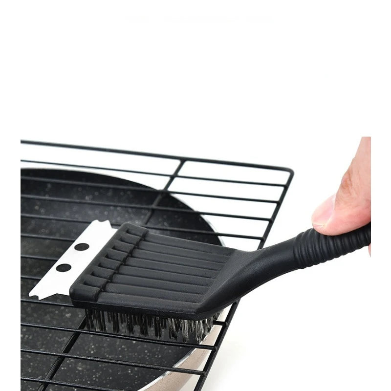 Stainless Steel BBQ Grill Cleaning Brush - Durable and Easy-to-Use Tool for Removing Tough Residue